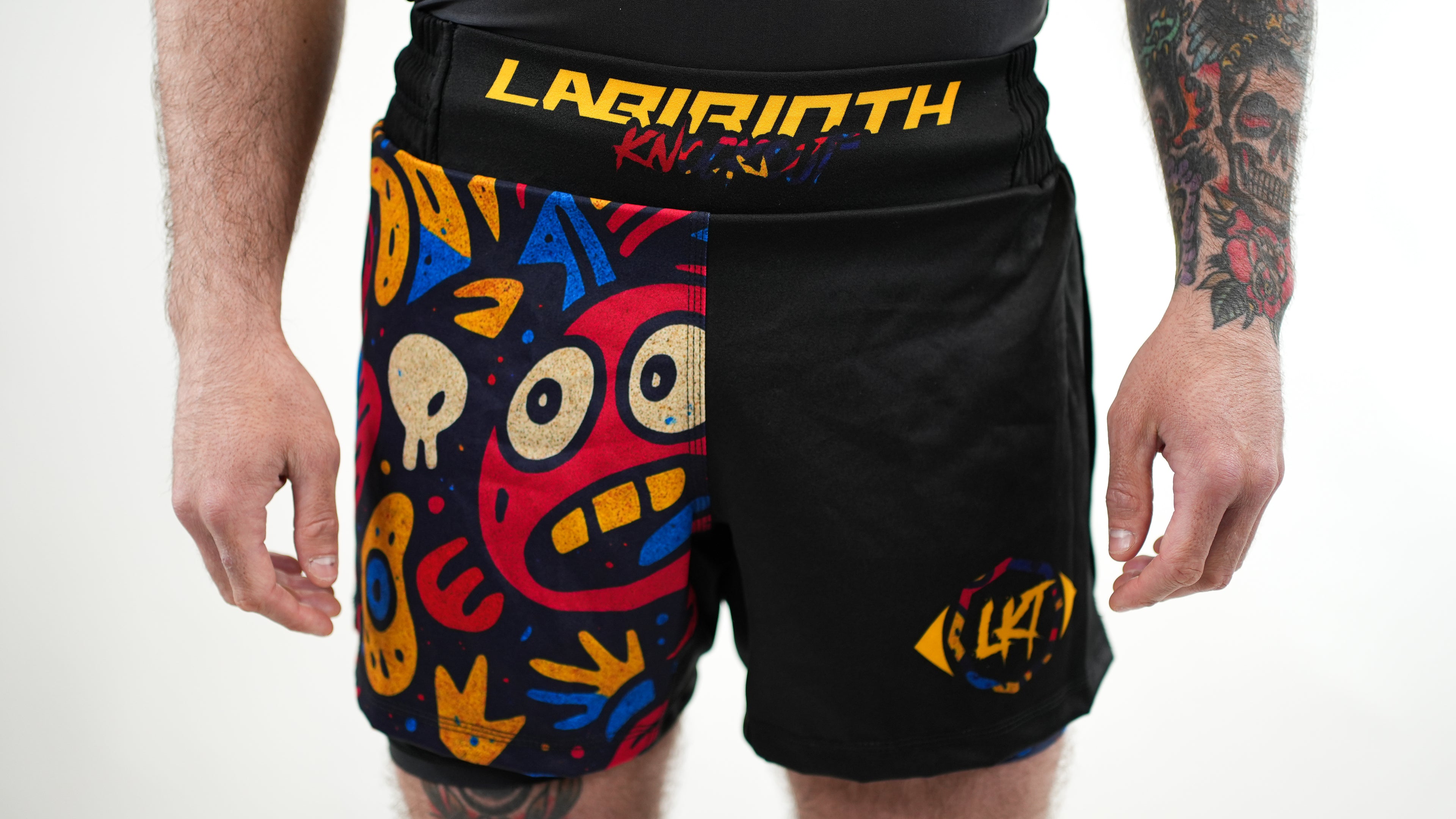 Momentum 2 in 1 Shorts Graffito